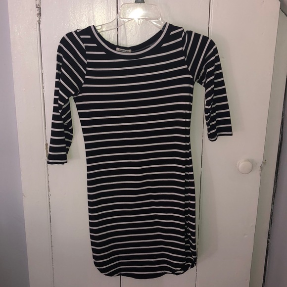 Stripped dress - Picture 1 of 1